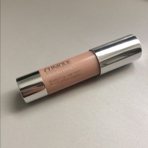✨ Clinique Chubby Stick sculpting highlight
